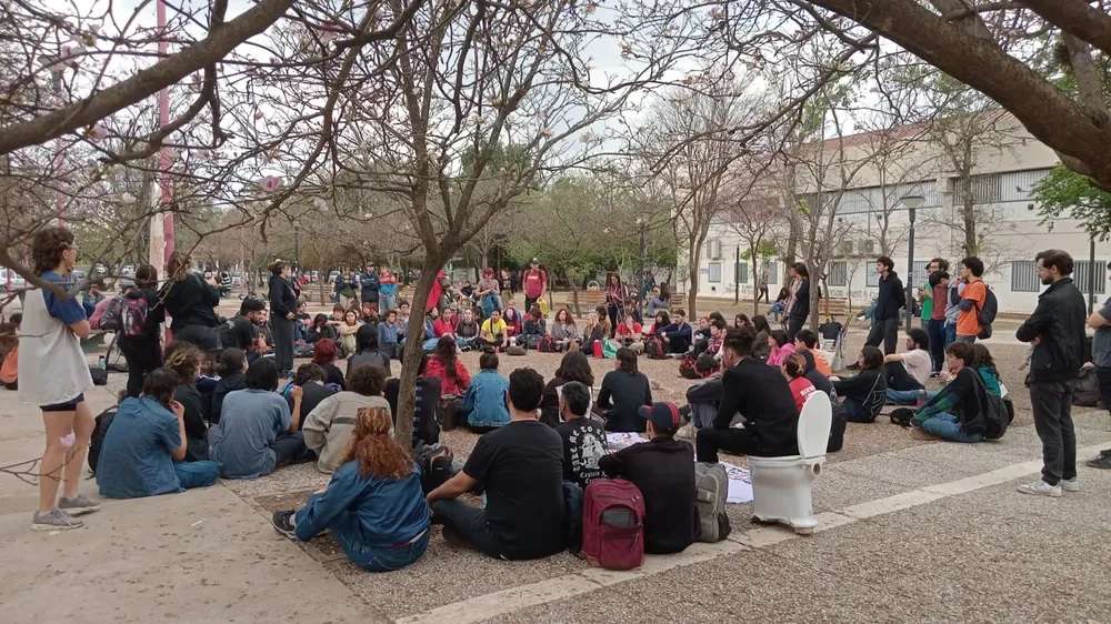 Doce universidades fueron tomadas en repudio al veto: en Córdoba, sigue el reclamo en defensa de la educación