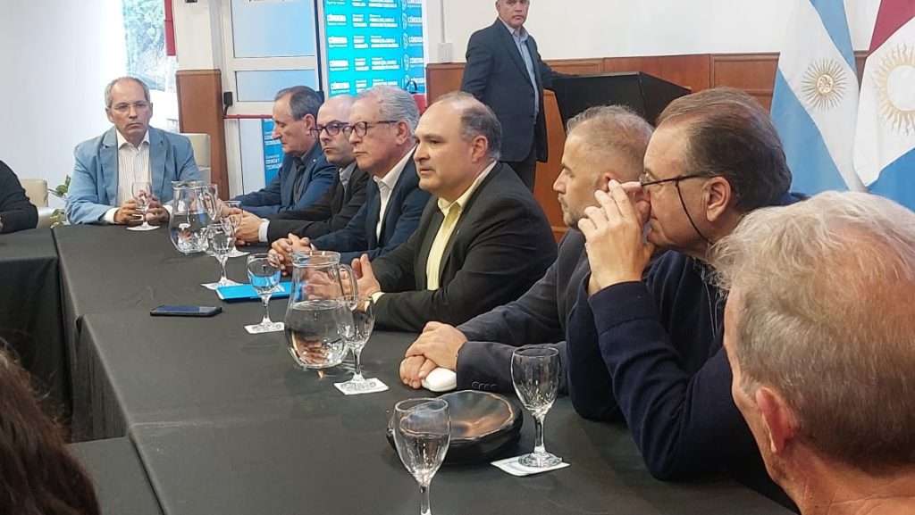 Córdoba y Catamarca firmaron un convenio para el agregado de valor en la industria del litio