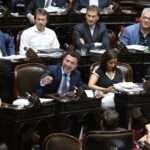 Se rompió la UCR: 12 diputados tomaron distancia de los “radicales con peluca” y crearon un nuevo bloque