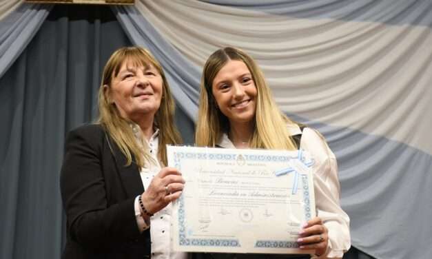 UNRC: Recibieron sus diplomas 127 graduados