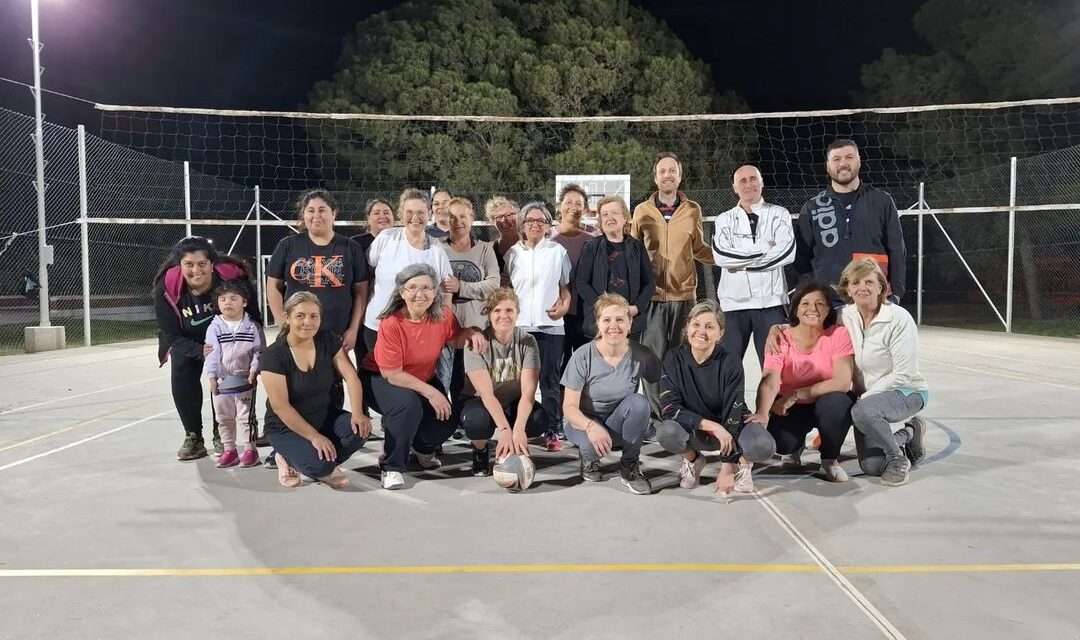 Bulnes: comenzaron las prácticas de Newcom en el Playón Multideportivo