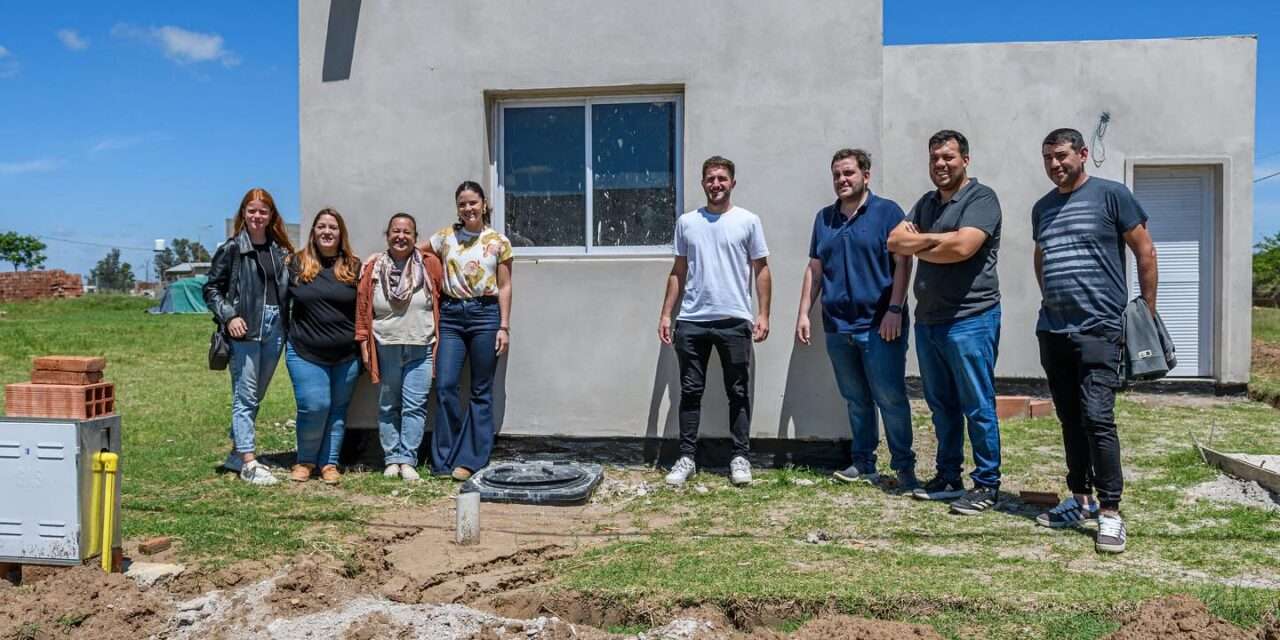 La Cesira: Busso recorrió obras y entregó aportes al Club Atlético Sportivo