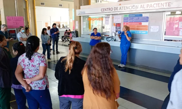 «Contra los salarios de pobreza»: trabajadores de la Salud realizan protestas y asambleas en toda la provincia