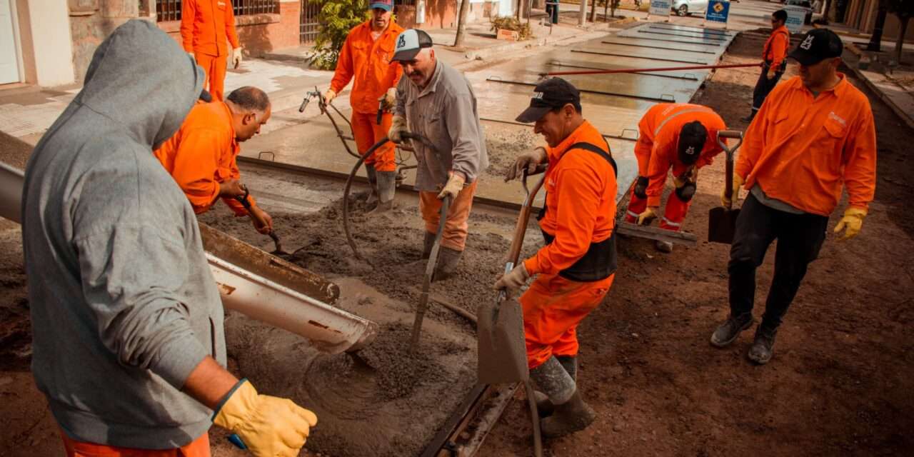 Río Tercero: avanza la repavimentación de la calle Suipacha