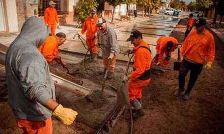 Río Tercero: avanza la repavimentación de la calle Suipacha