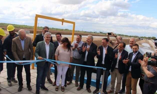 Llaryora inauguró el acueducto ganadero más grande de la provincia