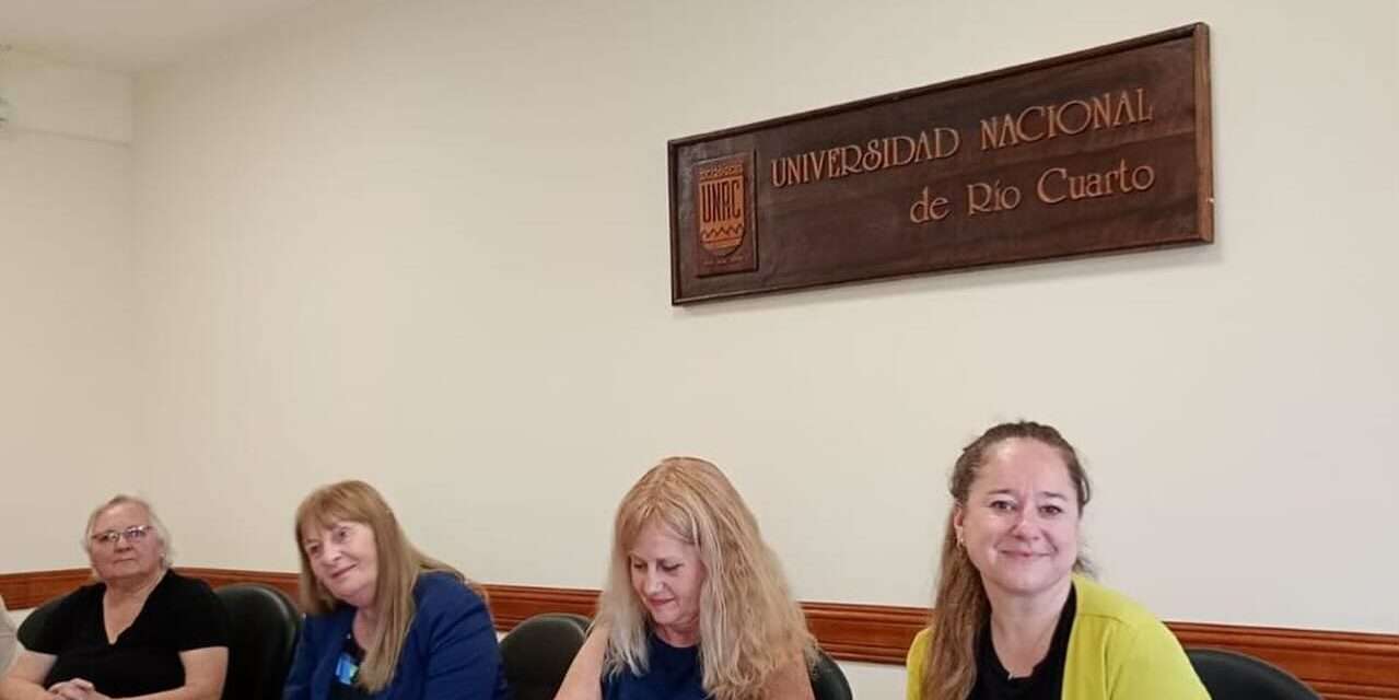 Del Campillo firmó convenio con la UNRC para que sus estudiantes tengan alojamiento en las Residencias