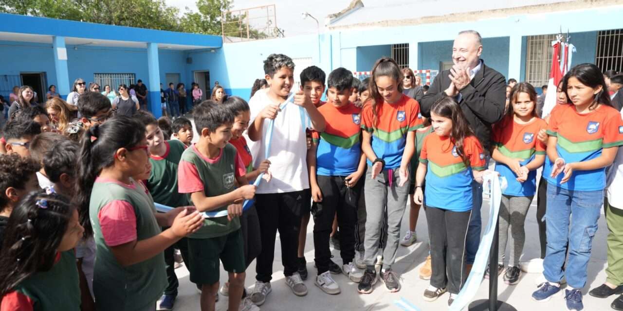 Villa María: se inauguró el nuevo playón deportivo en la Escuela Arturo M. Bas de Barrio Las Playas