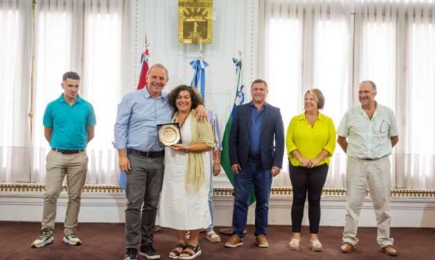 Río Cuarto: El Municipio reconoció a los trabajadores que se jubilaron y a los que cumplen 25 años de servicio