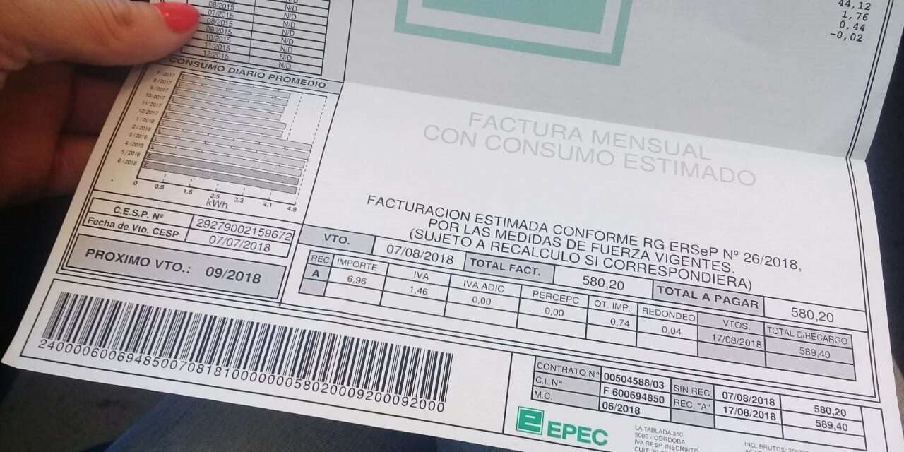 El Gobierno oficializó el aumento de las tarifas de luz en diciembre