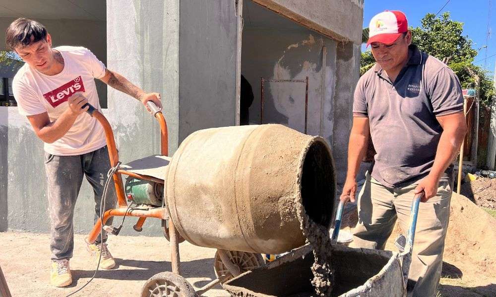 Villa Nueva: el municipio está reacondicionando la parada de ómnibus en avenida Carranza y Soldado de Reina