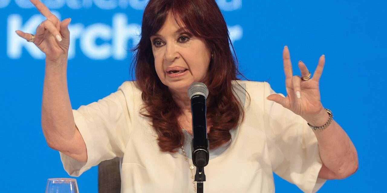 Cristina Kirchner cruzó el discurso de Javier Milei en Davos: «Dejá que cada uno tenga la familia que quiera»