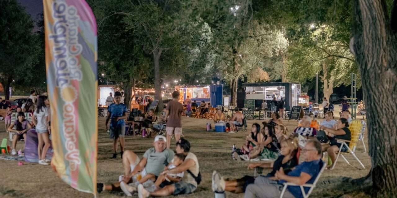 Río Cuarto: Este domingo cierran las actividades del Parador Turístico con un show de Santiago Dadone