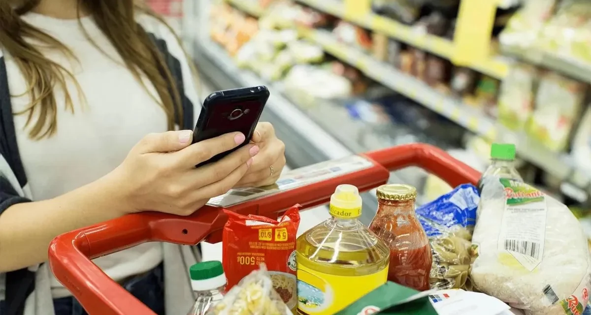 Córdoba: una familia necesitó más de 3 salarios mínimos para cubrir la canasta básica total