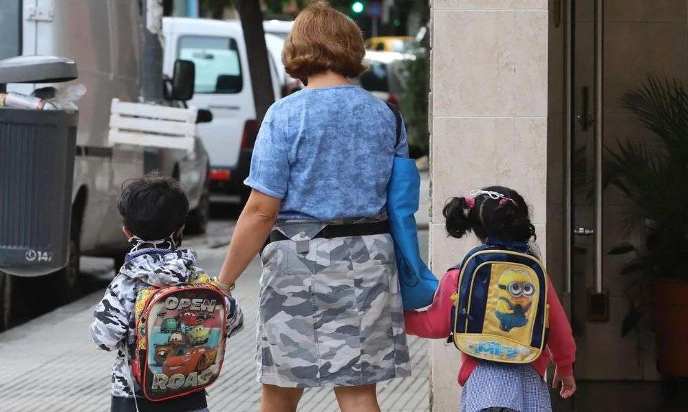 Asignaciones familiares: confirman incremento de solo el 2,21% para los montos a cobrar en marzo