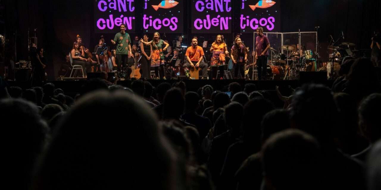 Canticuénticos y la Filarmónica de Río Cuarto en clave Pink Floyd, en otra noche Del Otoño Polifónico