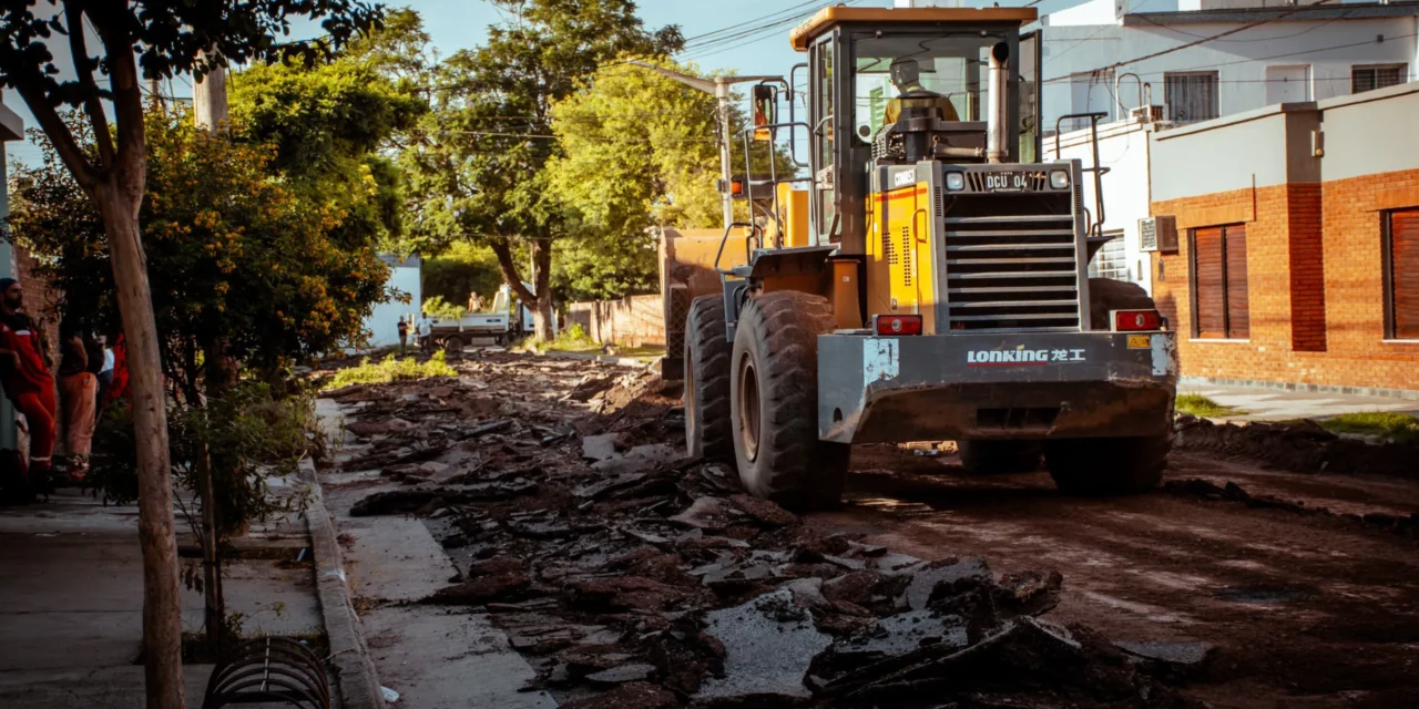 Río Tercero: El Municipio retoma la repavimentación de calles en barrio Belgrano, y anticipa otras obras para 2025